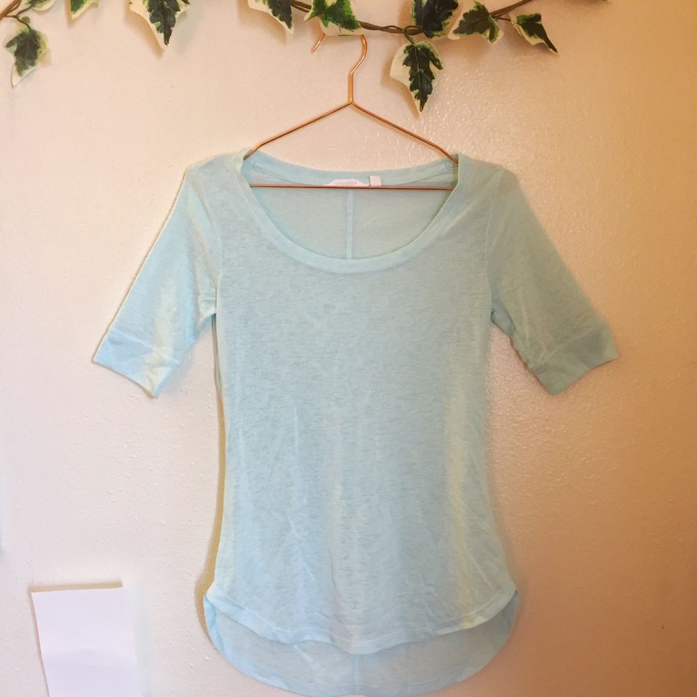 Athleta Breezy Tee